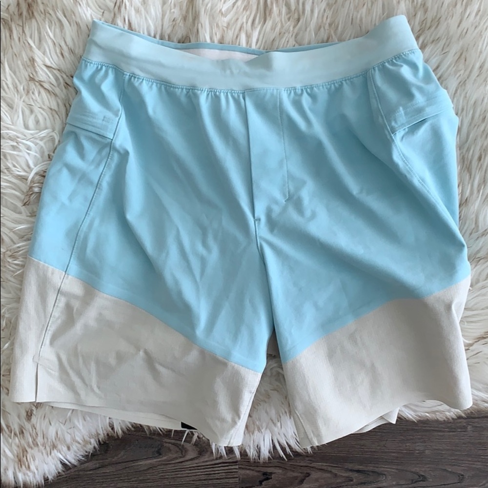 Lululemon Hybrid Shorts